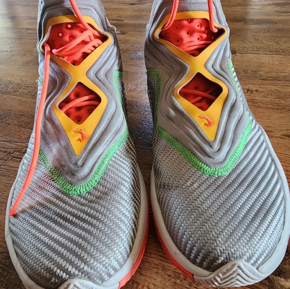 Nike Lebron Soldier XIV 14 Smoke Grey/Laser Orange Mens Size 12 - Picture 3 of 8